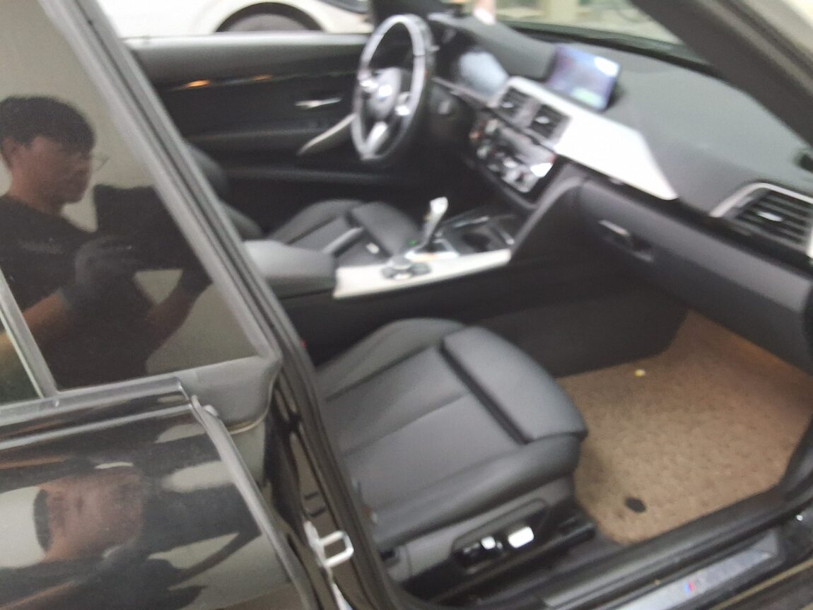 BMW GRAN TURISMO (GT) 3 SERIES GT 320d M SPORT PREMIUM PACK 2020 - zdjęcie 15