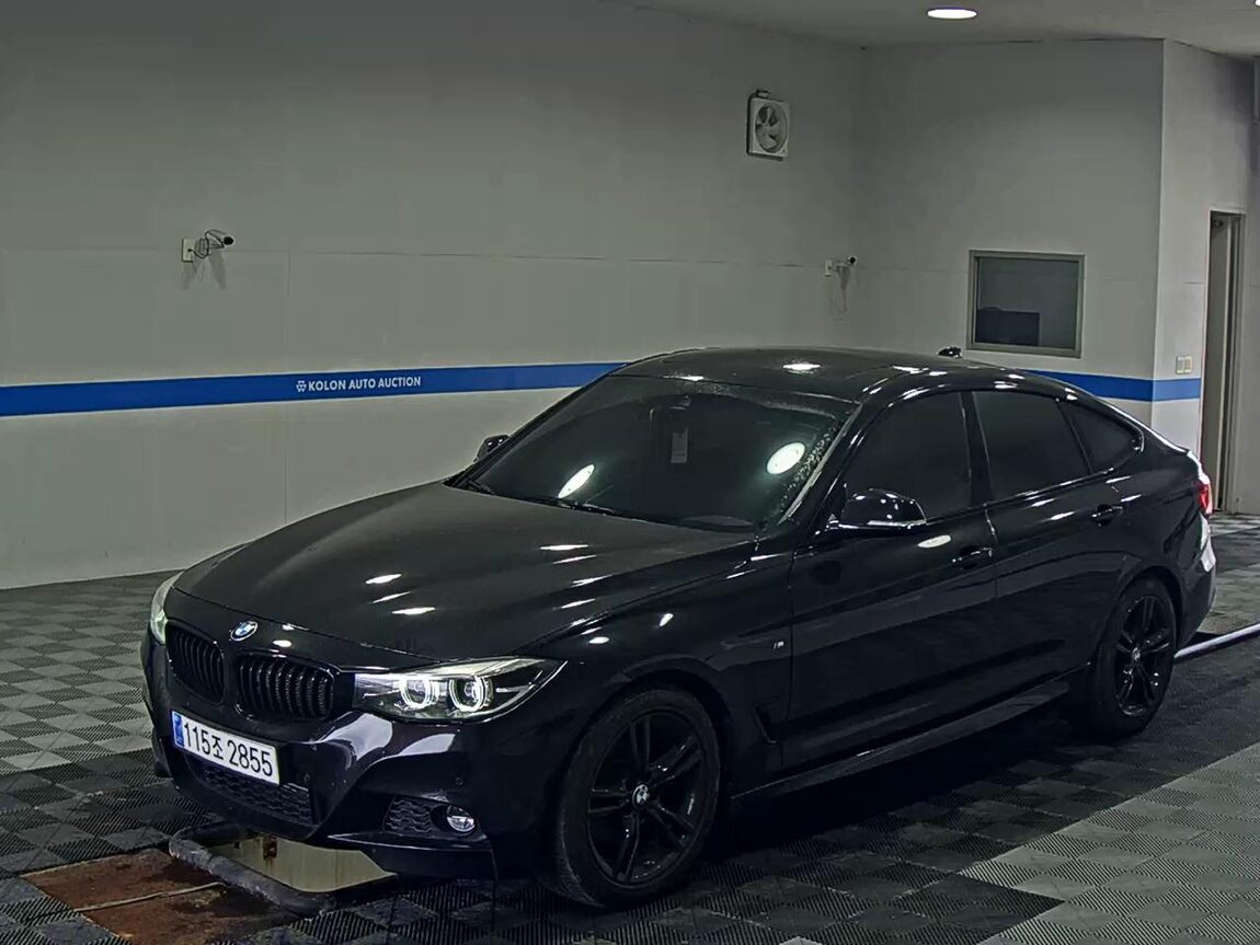 BMW GRAN TURISMO (GT) 3 SERIES GT 320d M SPORT PREMIUM PACK 2020 - zdjęcie 2