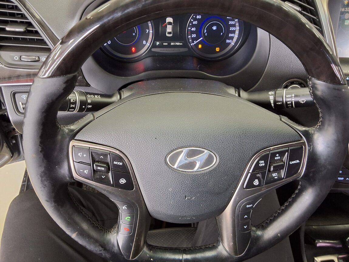 HYUNDAI GRANDEUR HG HG 300 EXCLUSIVE 2013 - zdjęcie 19
