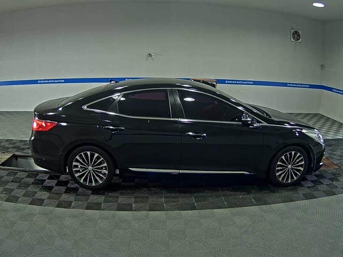 HYUNDAI GRANDEUR HG HG 300 EXCLUSIVE 2013 - zdjęcie 4