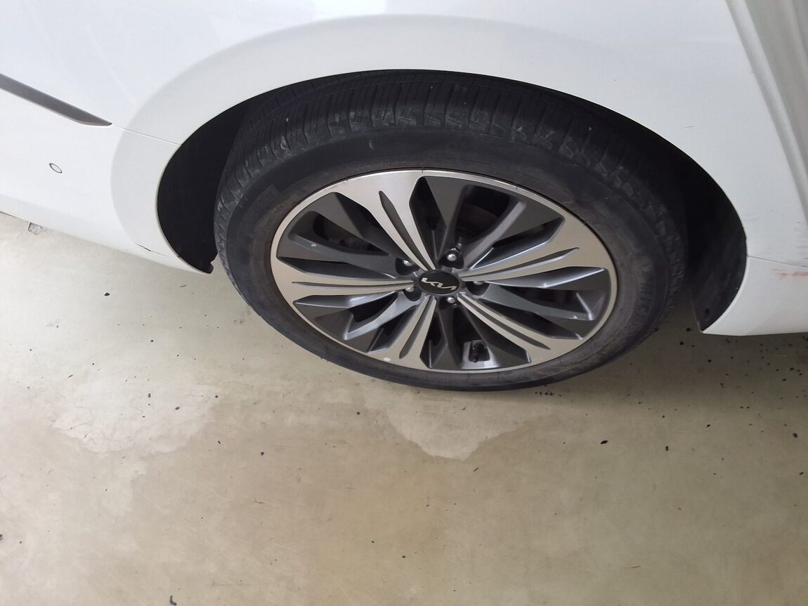 KIA K8 3.5 GDI 4WD SIGNATURE 2023 - zdjęcie 26