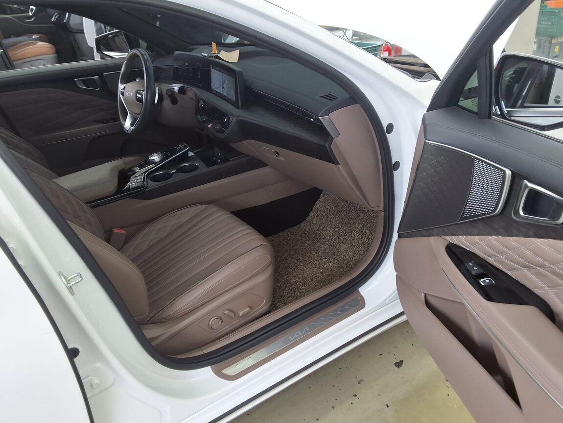 KIA K8 3.5 GDI 4WD SIGNATURE 2023 - zdjęcie 15