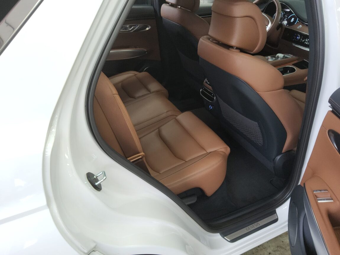 GENESIS GV70 2.5T AWD BASE MODEL 2023 - zdjęcie 13