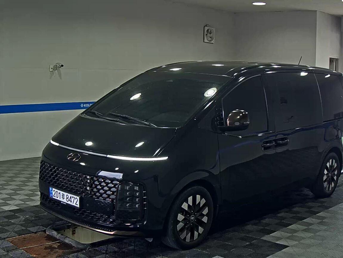HYUNDAI STARIA 2.2 DIESEL LOUNGE 9-SEATER 2WD PRESTIGE 2022 - zdjęcie 2
