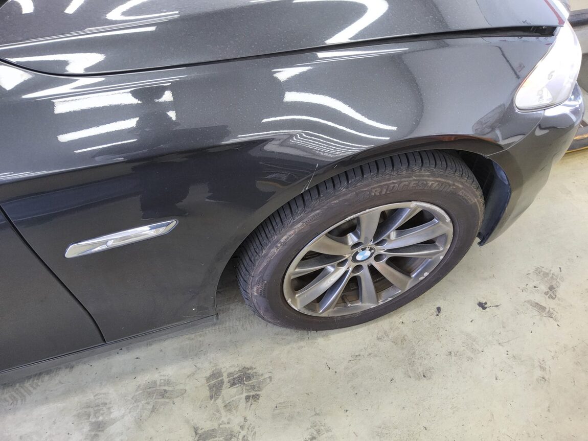 BMW 5 SERIES (6TH GEN) 520d 2011 - zdjęcie 22