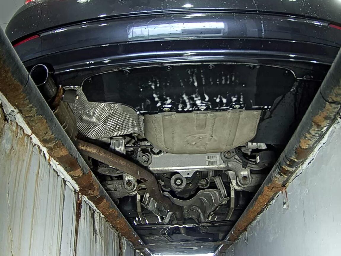 BMW 5 SERIES (6TH GEN) 520d 2011 - zdjęcie 8