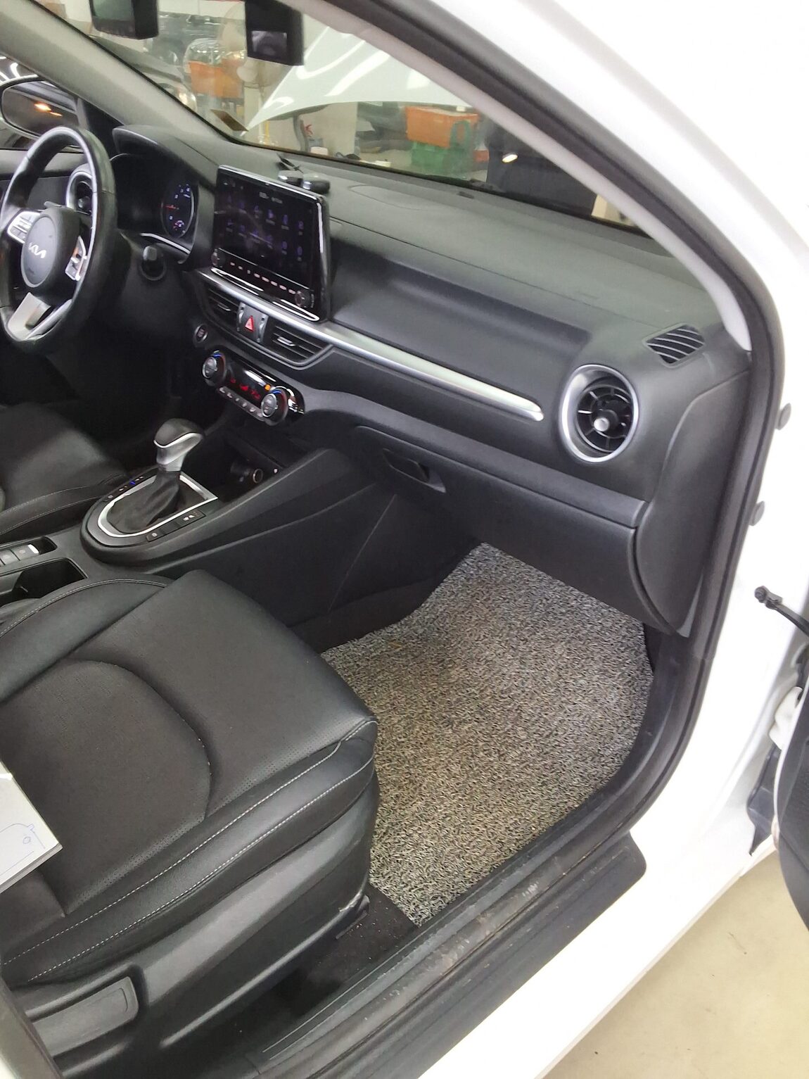 KIA THE NEW K3 1.6 GASOLINE PRESTIGE 2022 - zdjęcie 14