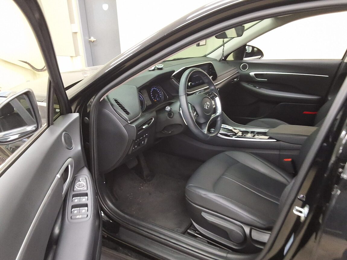 HYUNDAI SONATA (DN8) HYBRID 2.0 HEV MODERN 2022 - zdjęcie 11