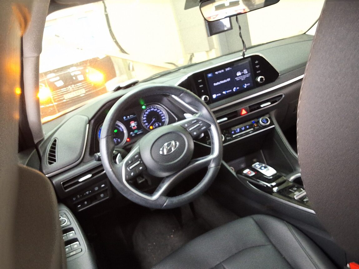 HYUNDAI SONATA (DN8) HYBRID 2.0 HEV MODERN 2022 - zdjęcie 12