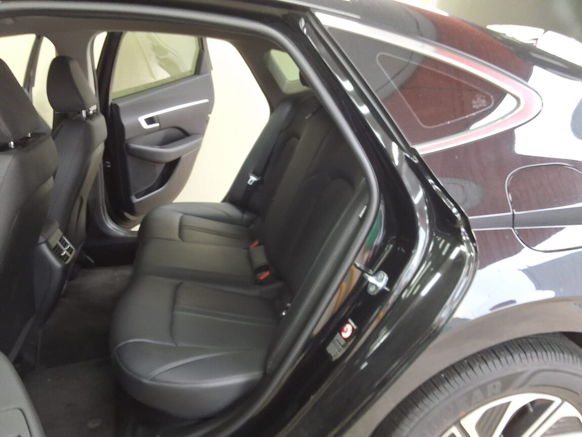 HYUNDAI SONATA (DN8) HYBRID 2.0 HEV MODERN 2022 - zdjęcie 13