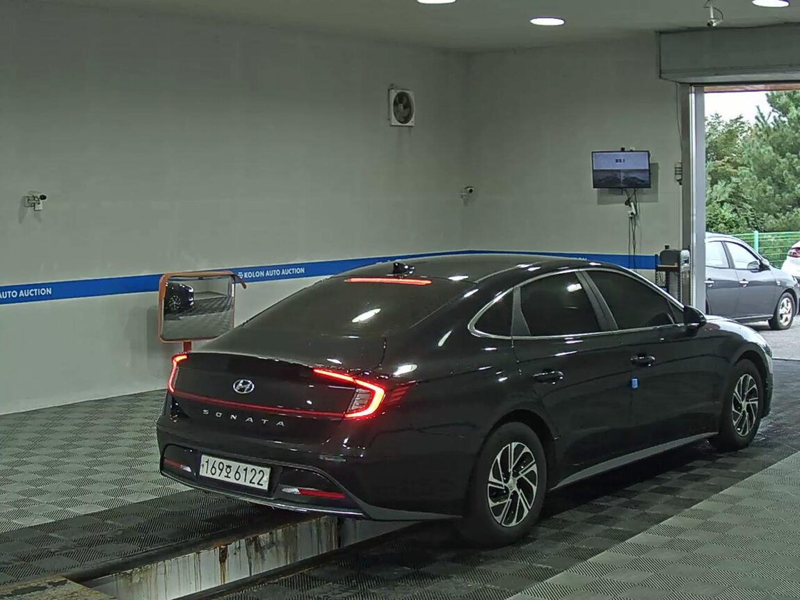 HYUNDAI SONATA (DN8) HYBRID 2.0 HEV MODERN 2022 - zdjęcie 5