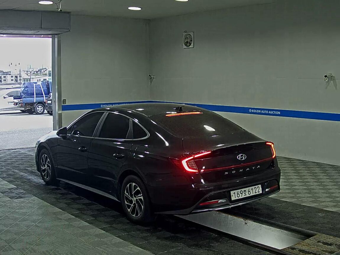 HYUNDAI SONATA (DN8) HYBRID 2.0 HEV MODERN 2022 - zdjęcie 6