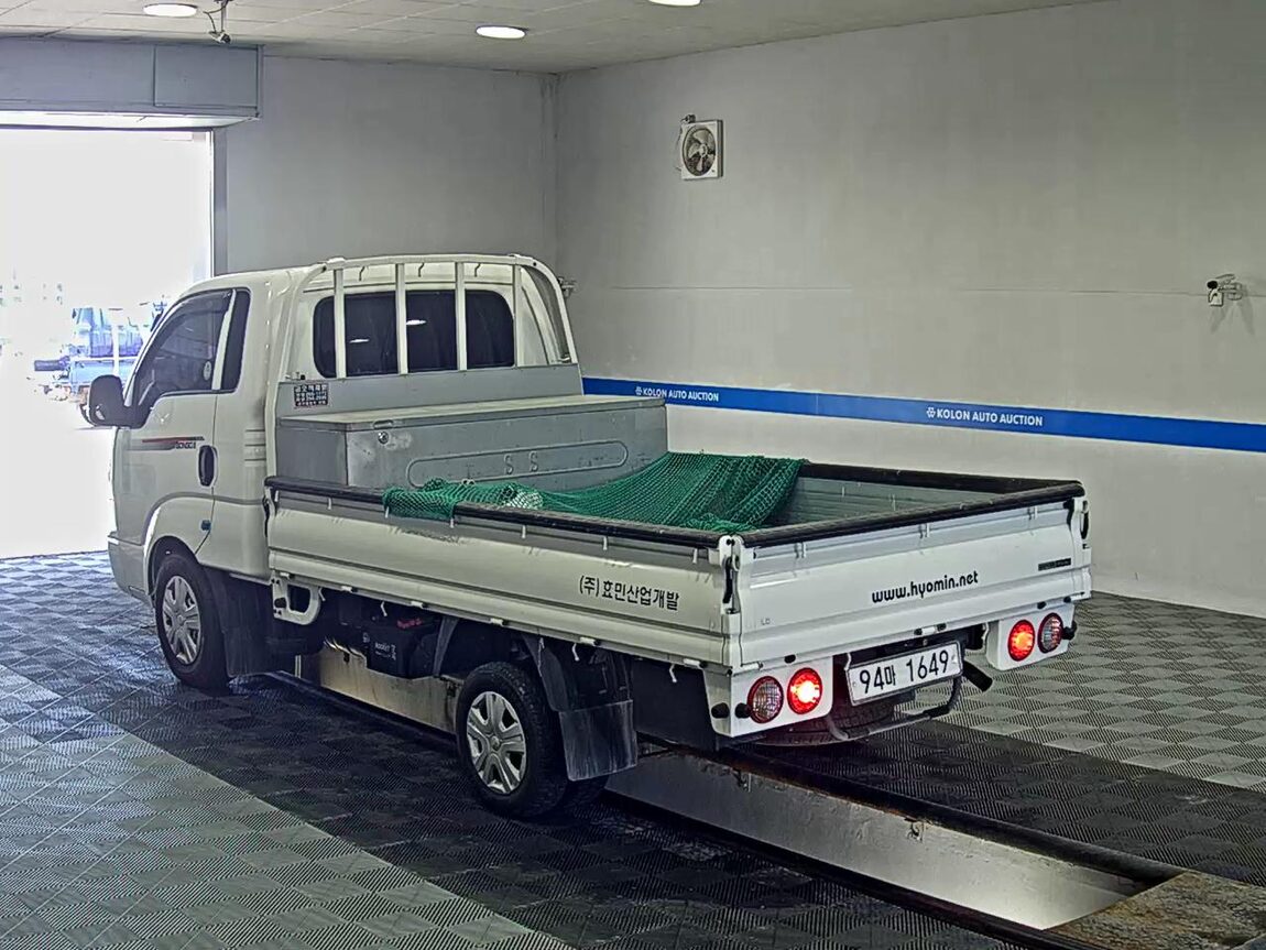 KIA THE NEW BONGO III CARGO 1 TON LPG KING CAB EXTRA LONG WHEELBASE GL 2022 - zdjęcie 6