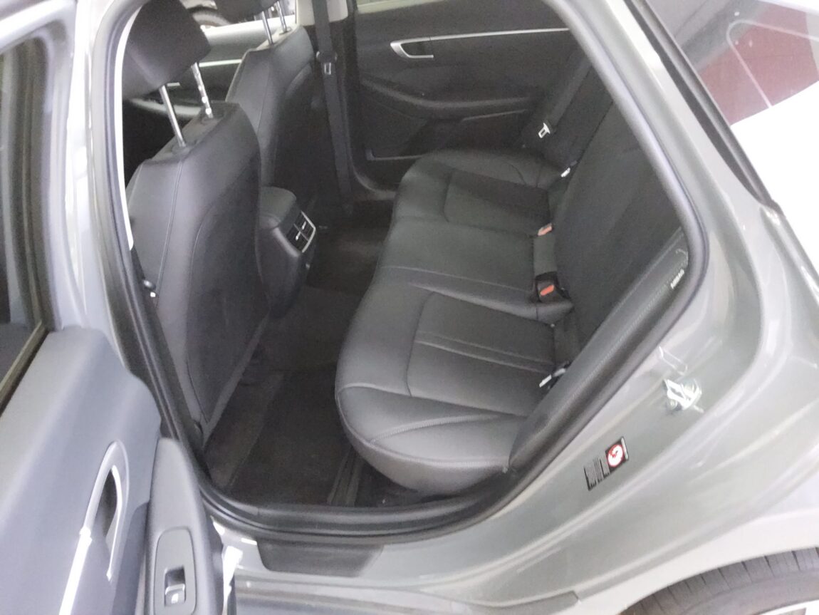 HYUNDAI SONATA (DN8) HYBRID 2.0 HEV MODERN 2022 - zdjęcie 12