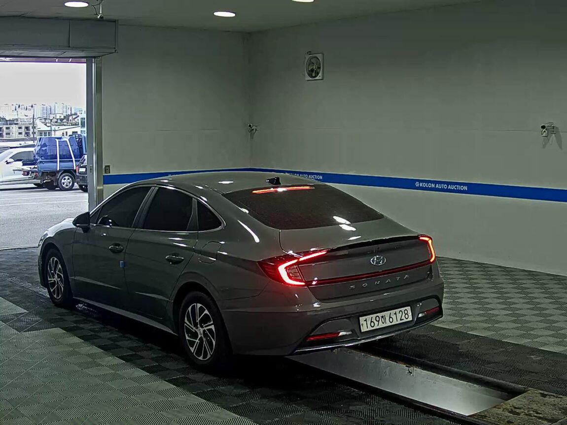 HYUNDAI SONATA (DN8) HYBRID 2.0 HEV MODERN 2022 - zdjęcie 6