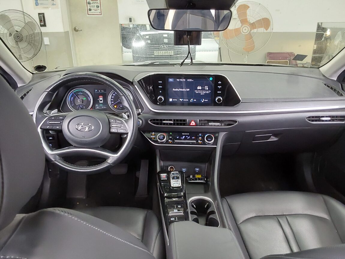 HYUNDAI SONATA (DN8) HYBRID 2.0 HEV MODERN 2022 - zdjęcie 11