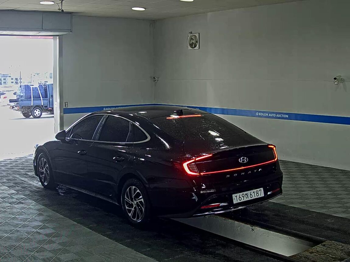 HYUNDAI SONATA (DN8) HYBRID 2.0 HEV MODERN 2022 - zdjęcie 6