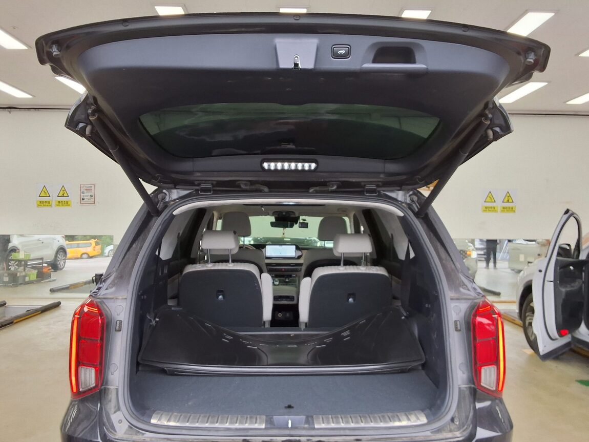 HYUNDAI THE NEW PALISADE 2.2 DIESEL 2WD PRESTIGE 2023 - zdjęcie 15