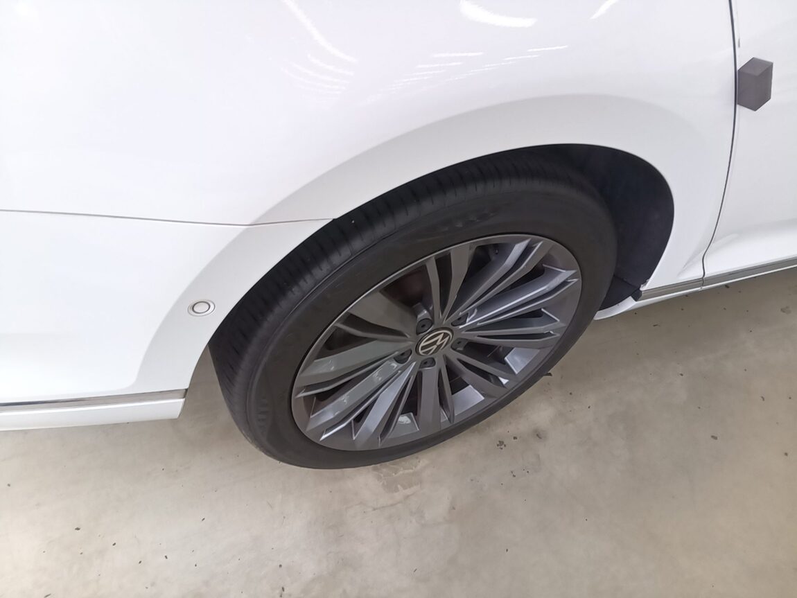VOLKSWAGEN PASSAT GT (8TH GEN) 2.0 TDI 4MOTION PRESTIGE 2022 - zdjęcie 27