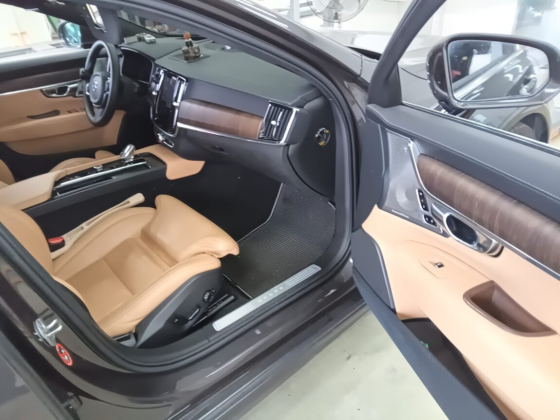 VOLVO THE NEW S90 B5 ULTIMATE BRIGHT 2023 - zdjęcie 14