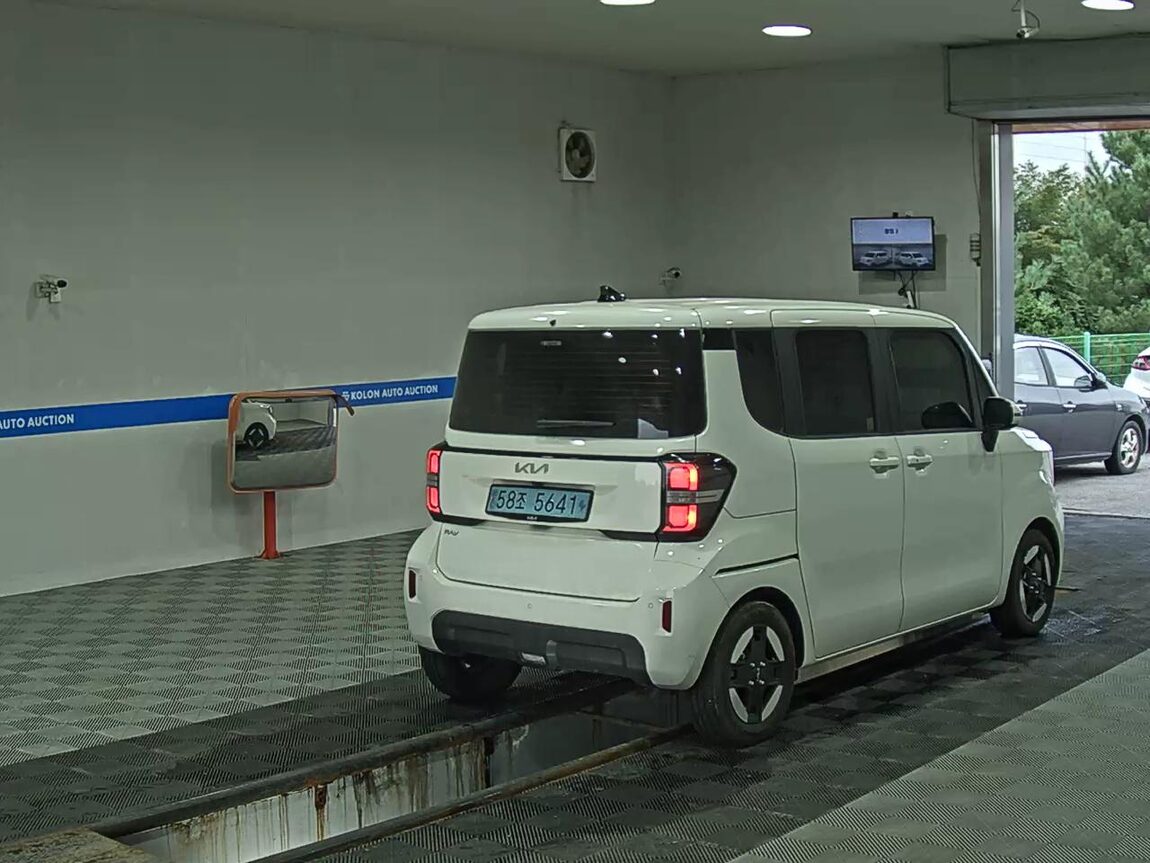 KIA THE KIA RAY EV 4-SEATER AIR 2024 - zdjęcie 5