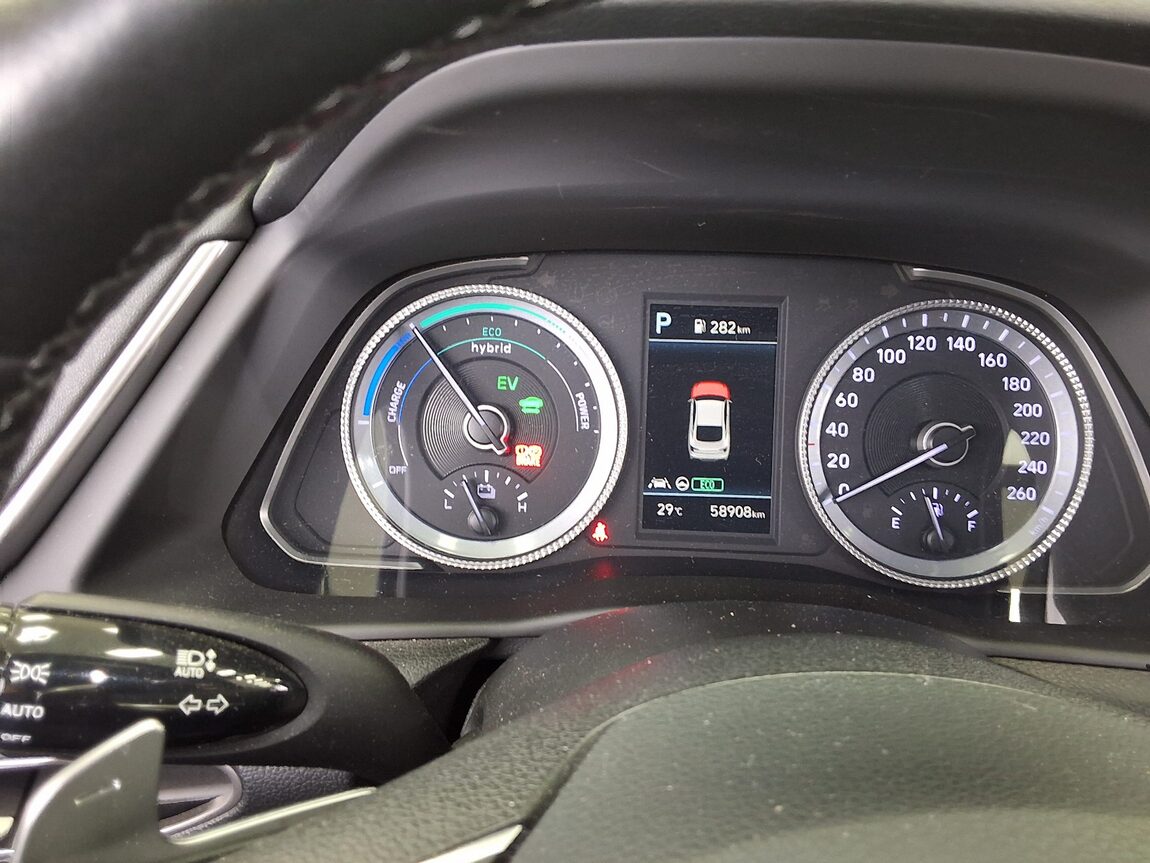 HYUNDAI SONATA (DN8) HYBRID 2.0 HEV MODERN 2022 - zdjęcie 9