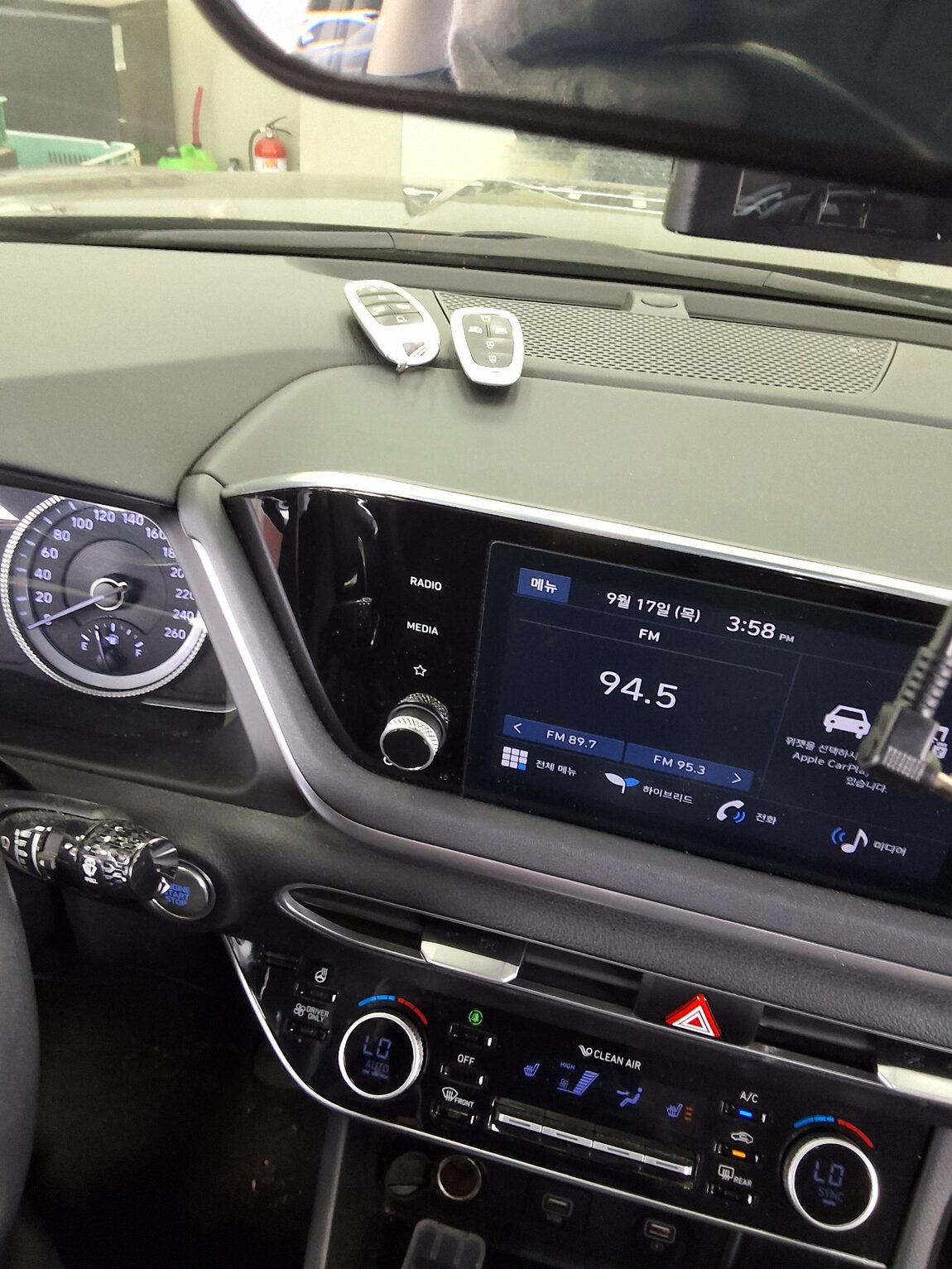 HYUNDAI SONATA (DN8) HYBRID 2.0 HEV MODERN 2022 - zdjęcie 17