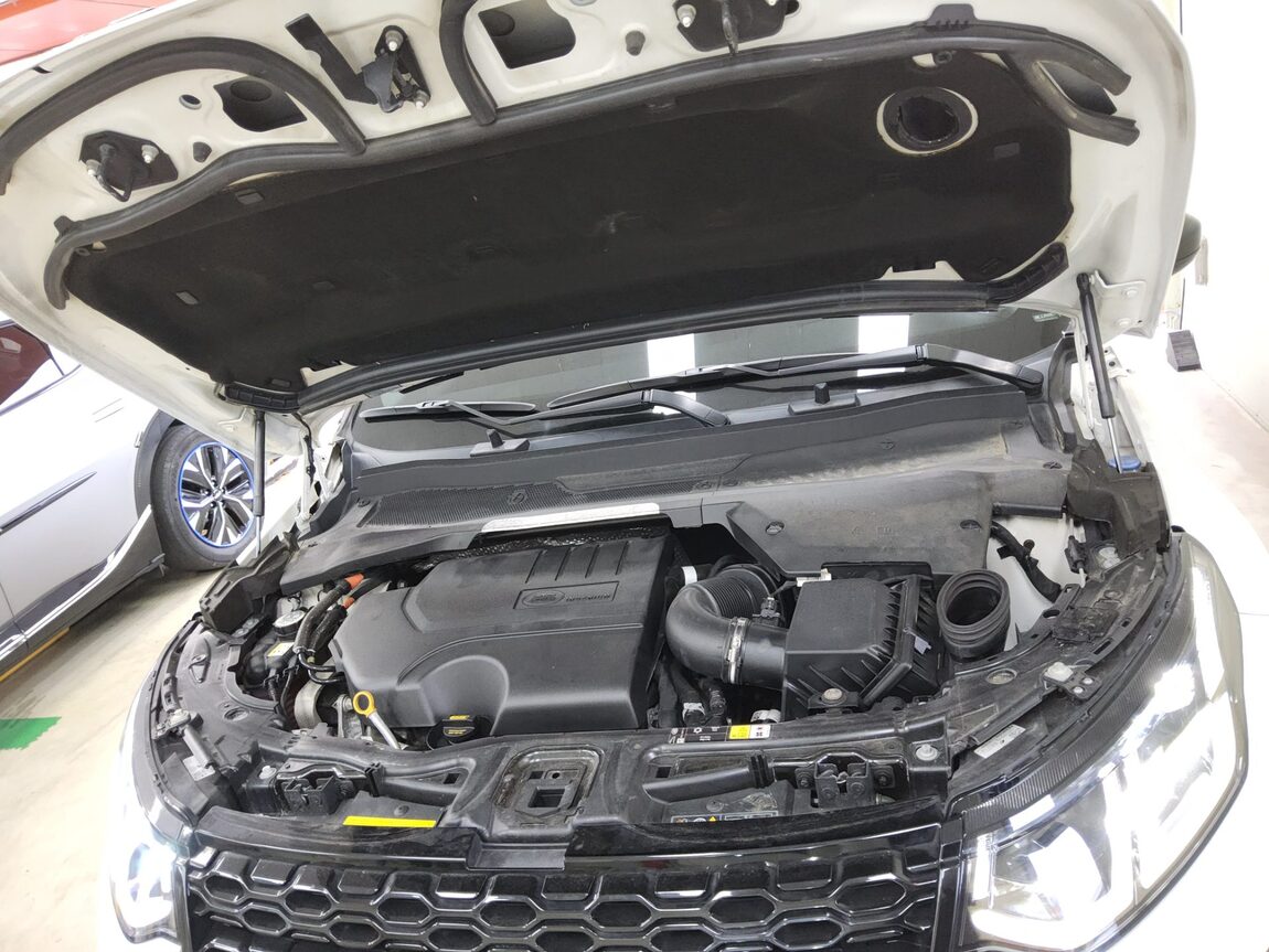 LAND ROVER DISCOVERY SPORT 2.0 P250 SE 2023 - zdjęcie 21