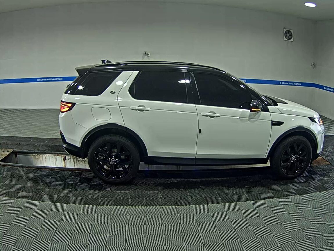 LAND ROVER DISCOVERY SPORT 2.0 P250 SE 2023 - zdjęcie 4