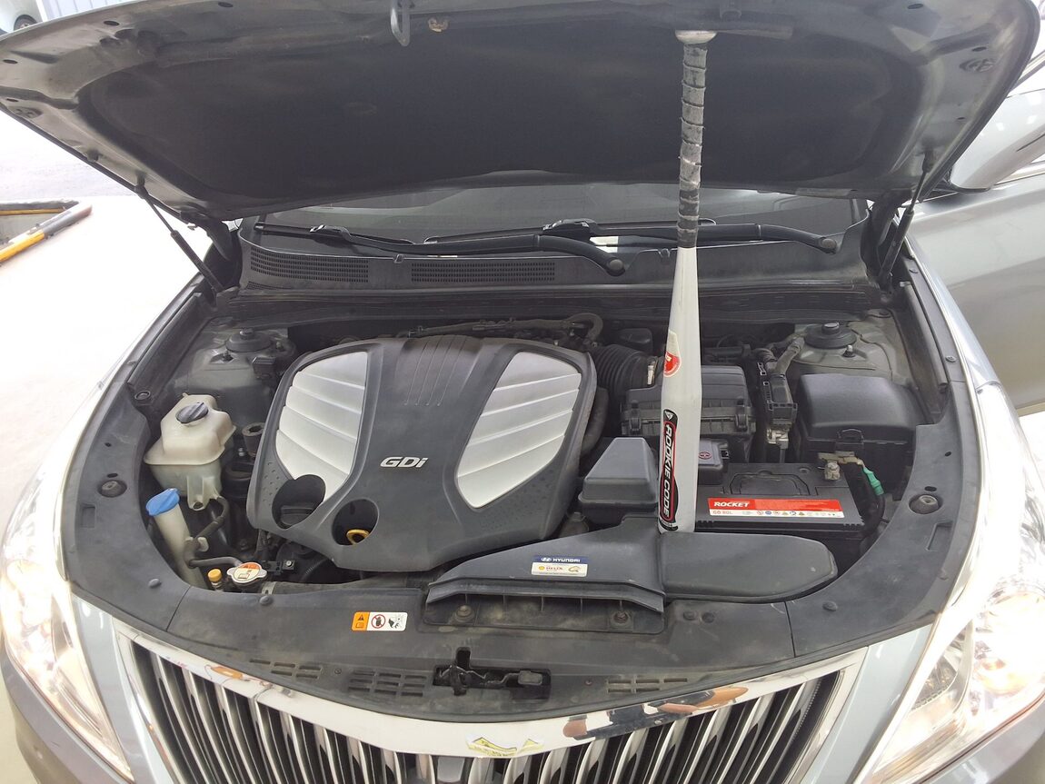 HYUNDAI GRANDEUR HG HG 300 PREMIUM 2015 - zdjęcie 20