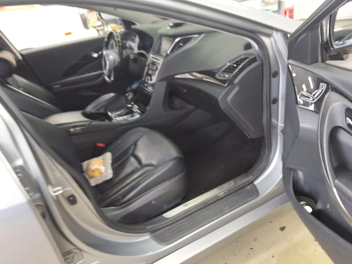 HYUNDAI GRANDEUR HG HG 300 PREMIUM 2015 - zdjęcie 15