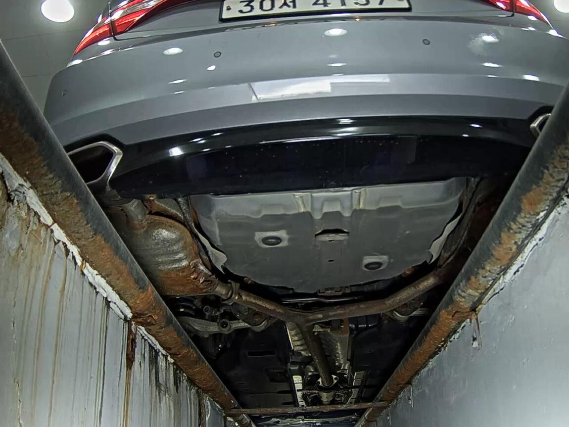 HYUNDAI GRANDEUR HG HG 300 PREMIUM 2015 - zdjęcie 8