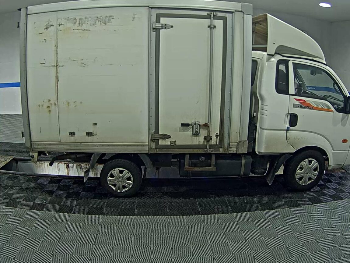 KIA BONGO III CARGO CRDi KING CAB EXTRA LONG WHEELBASE 2017 - zdjęcie 4