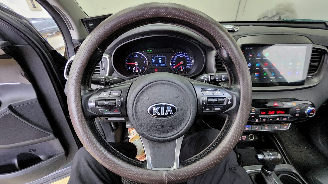 KIA ALL NEW SORENTO R2.0 2WD PRESTIGE 2016 - zdjęcie 17