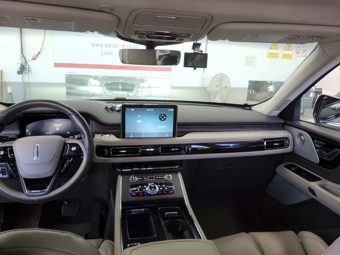LINCOLN AVIATOR (2ND GEN) 3.0 V6 AWD RESERVE 2021 - zdjęcie 11