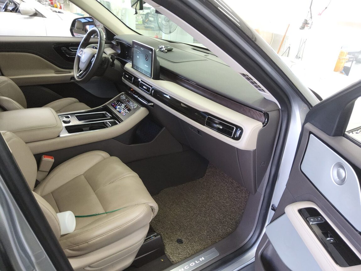 LINCOLN AVIATOR (2ND GEN) 3.0 V6 AWD RESERVE 2021 - zdjęcie 14