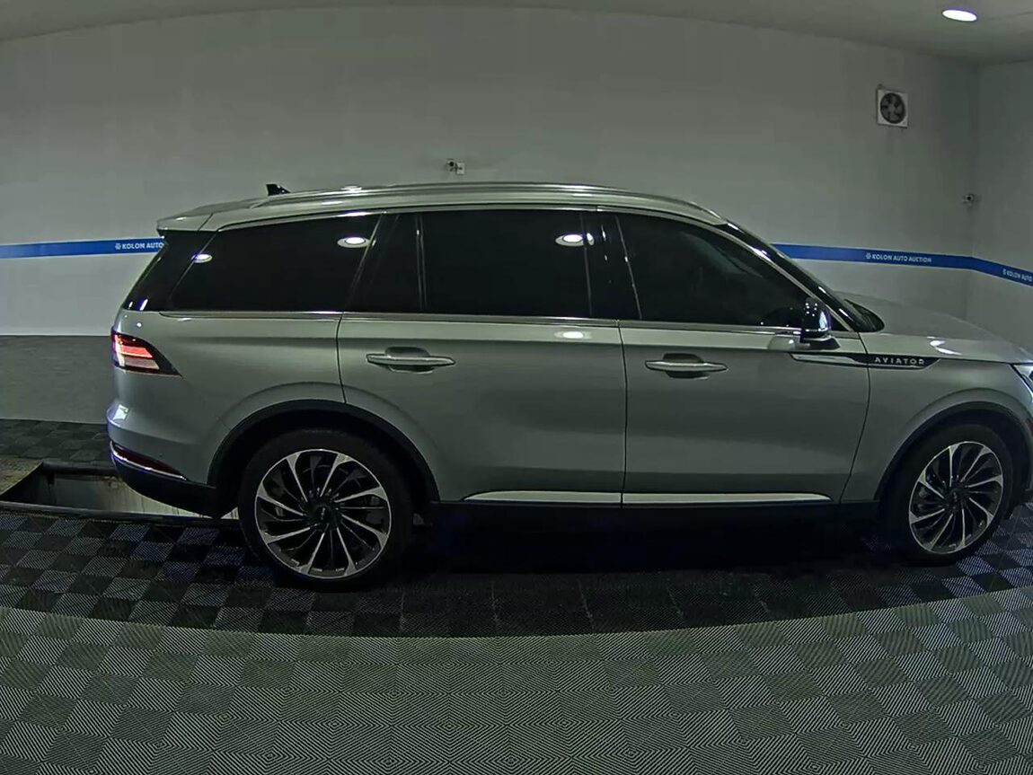 LINCOLN AVIATOR (2ND GEN) 3.0 V6 AWD RESERVE 2021 - zdjęcie 4