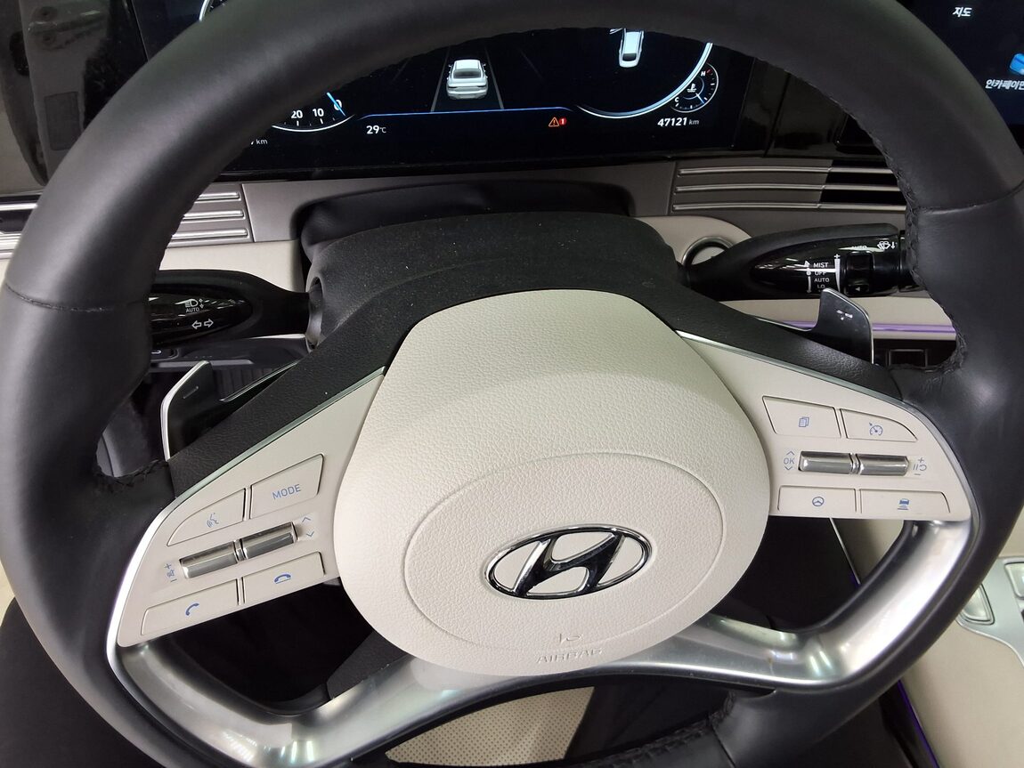 HYUNDAI THE NEW GRANDEUR IG GASOLINE 2.5 LE BLANC 2023 - zdjęcie 17