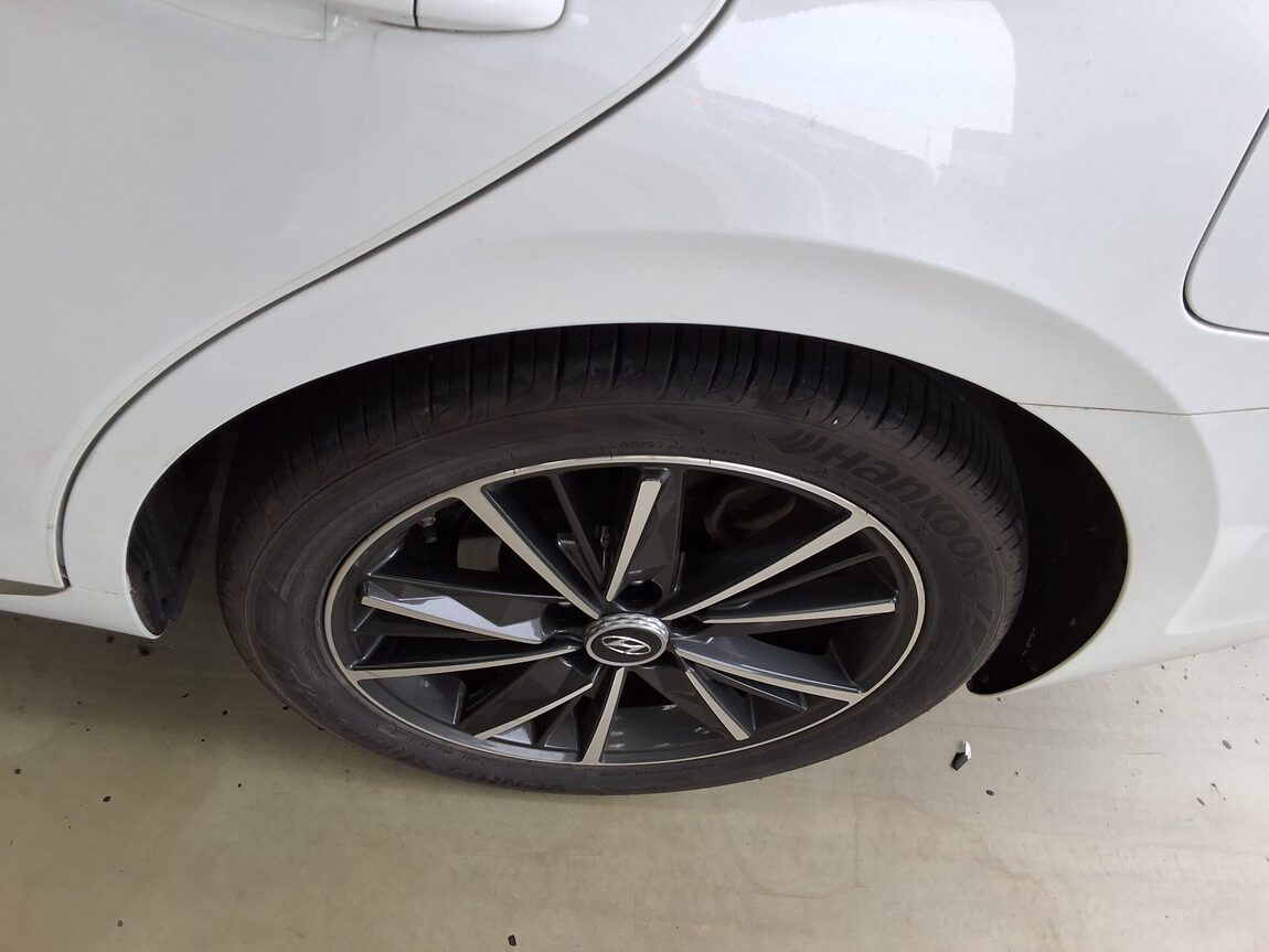 HYUNDAI THE NEW GRANDEUR IG GASOLINE 2.5 LE BLANC 2023 - zdjęcie 24