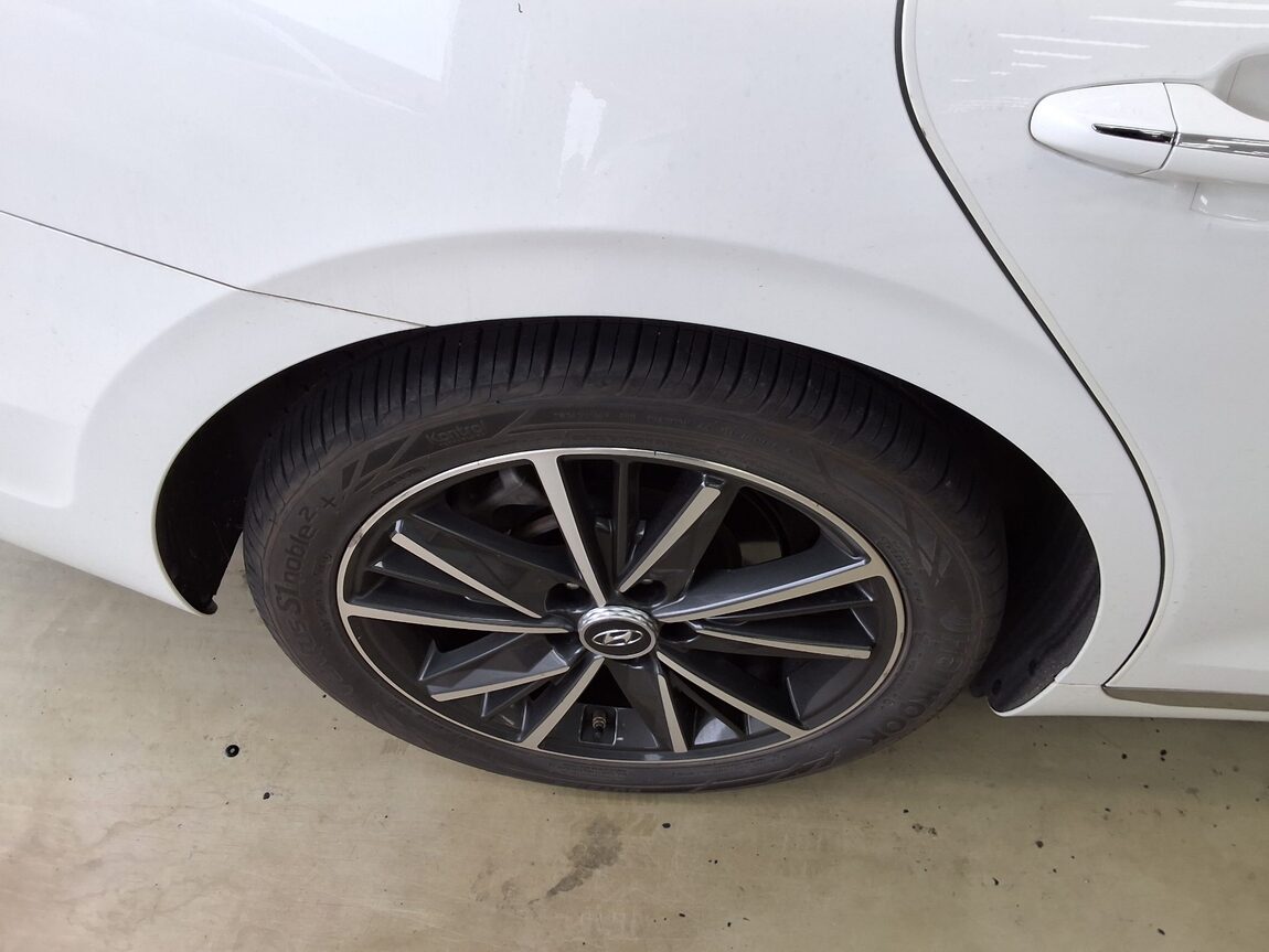 HYUNDAI THE NEW GRANDEUR IG GASOLINE 2.5 LE BLANC 2023 - zdjęcie 26