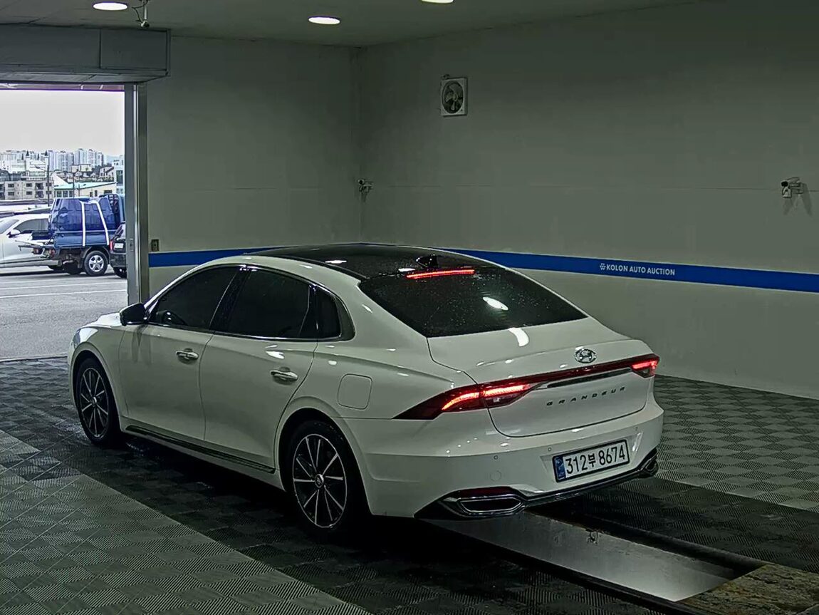 HYUNDAI THE NEW GRANDEUR IG GASOLINE 2.5 LE BLANC 2023 - zdjęcie 6