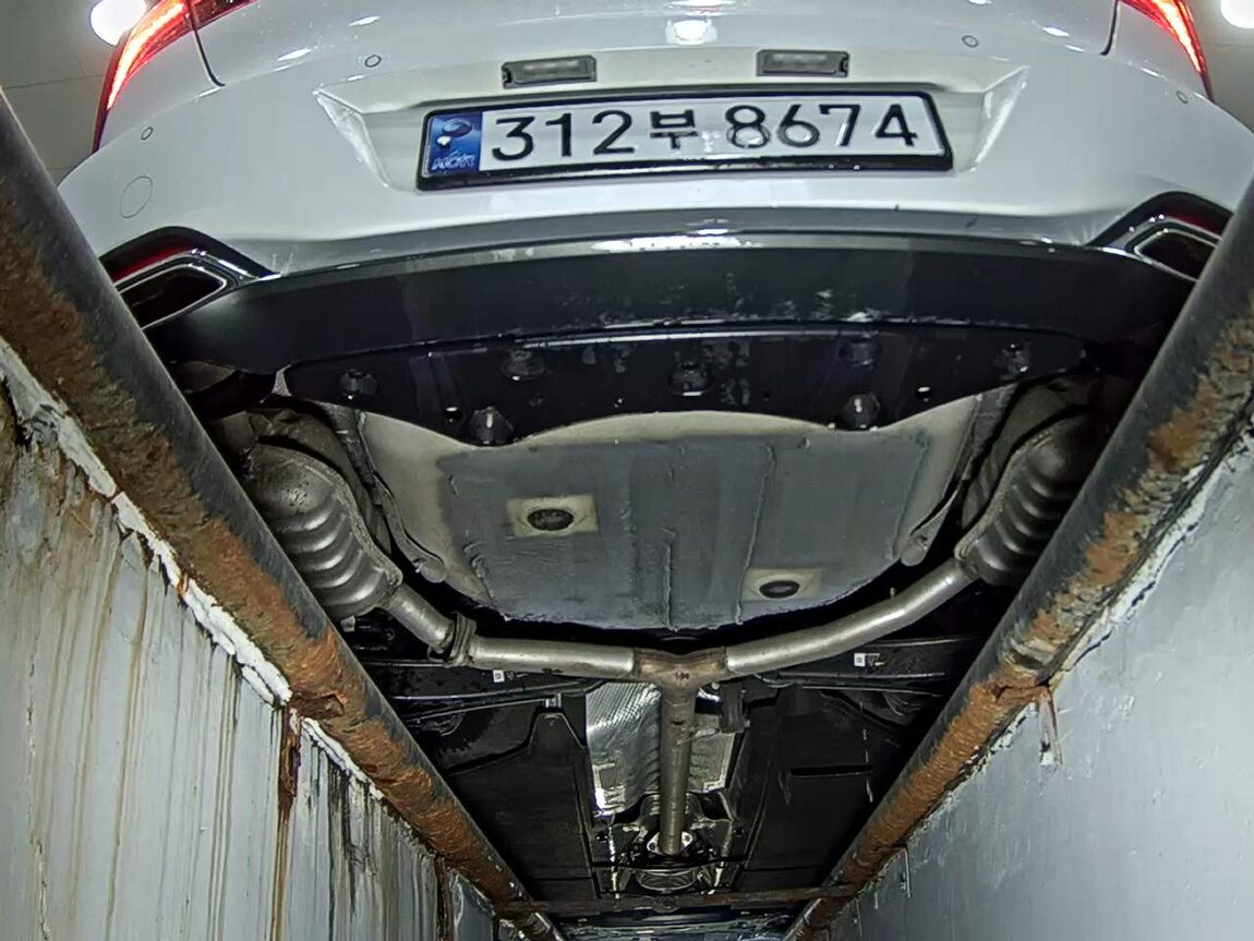 HYUNDAI THE NEW GRANDEUR IG GASOLINE 2.5 LE BLANC 2023 - zdjęcie 8
