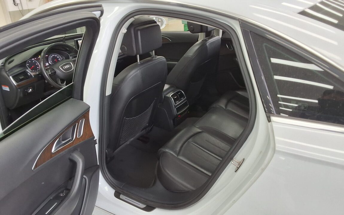 AUDI A6 (4TH GEN) 35 TDI COMFORT 2016 - zdjęcie 12