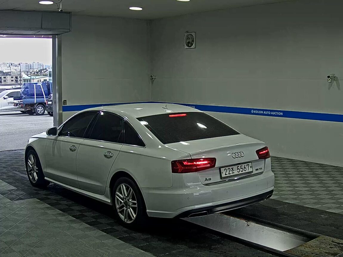 AUDI A6 (4TH GEN) 35 TDI COMFORT 2016 - zdjęcie 6
