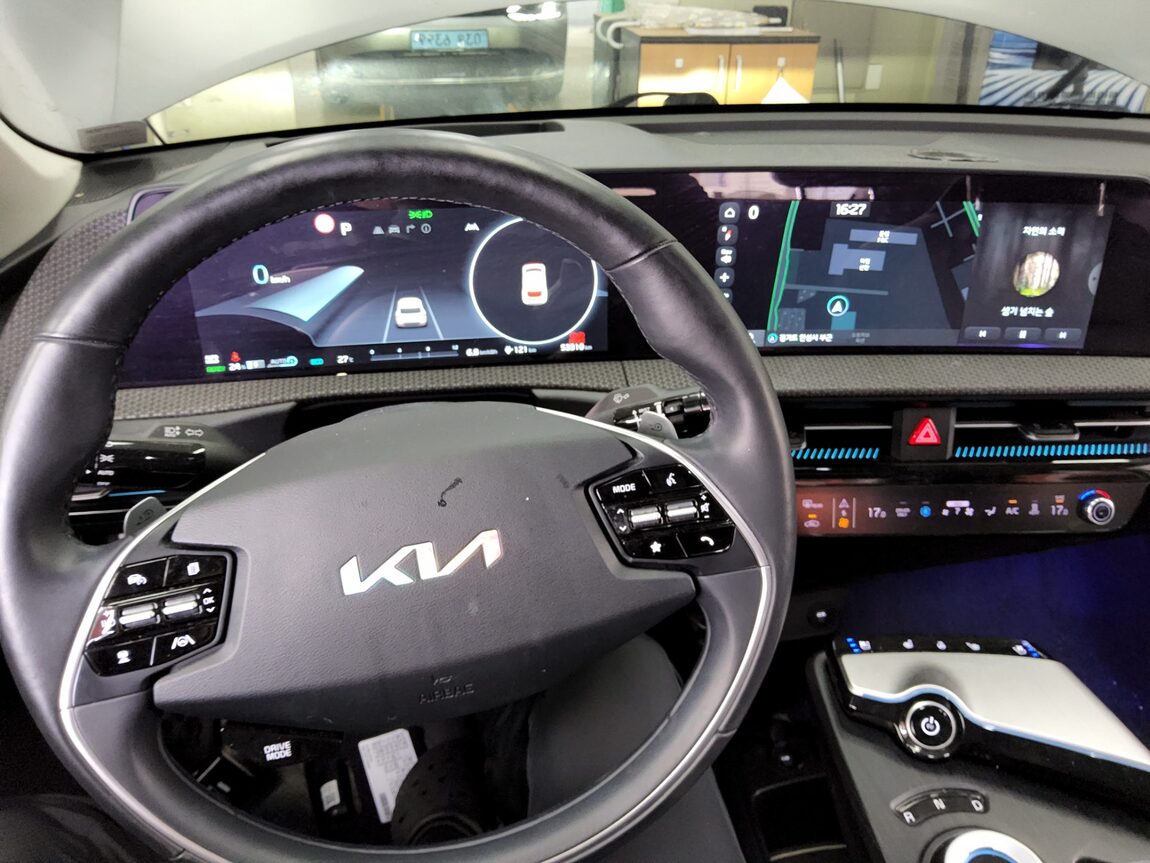 KIA EV6 LONG RANGE 2WD EARTH 2023 - zdjęcie 17