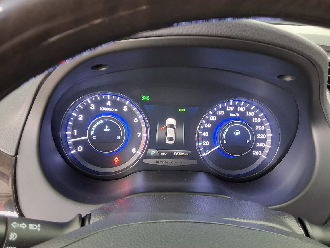 HYUNDAI GRANDEUR HG HG 300 NOBLE 2012 - zdjęcie 9