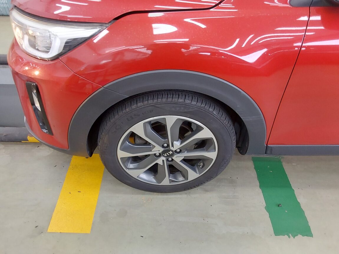 KIA STONIC 1.4 GASOLINE TRENDY 2018 - zdjęcie 21