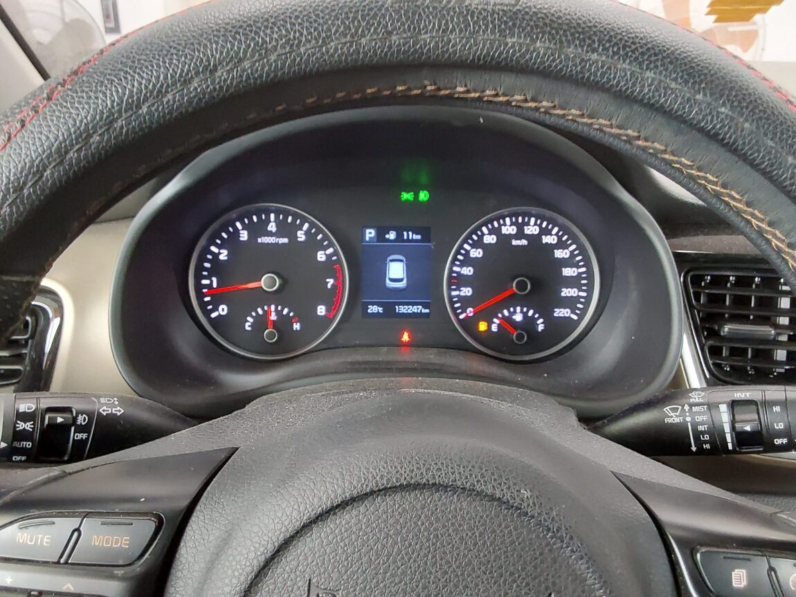 KIA STONIC 1.4 GASOLINE TRENDY 2018 - zdjęcie 9