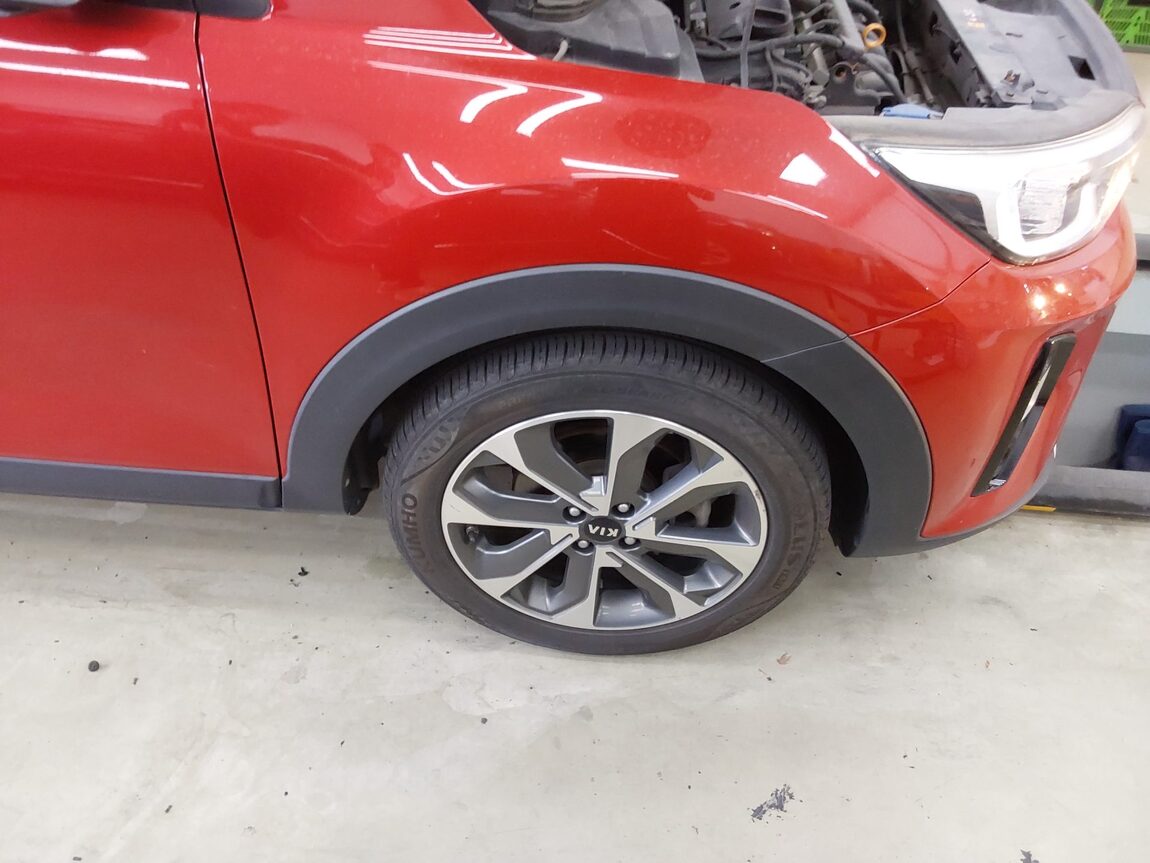 KIA STONIC 1.4 GASOLINE TRENDY 2018 - zdjęcie 23