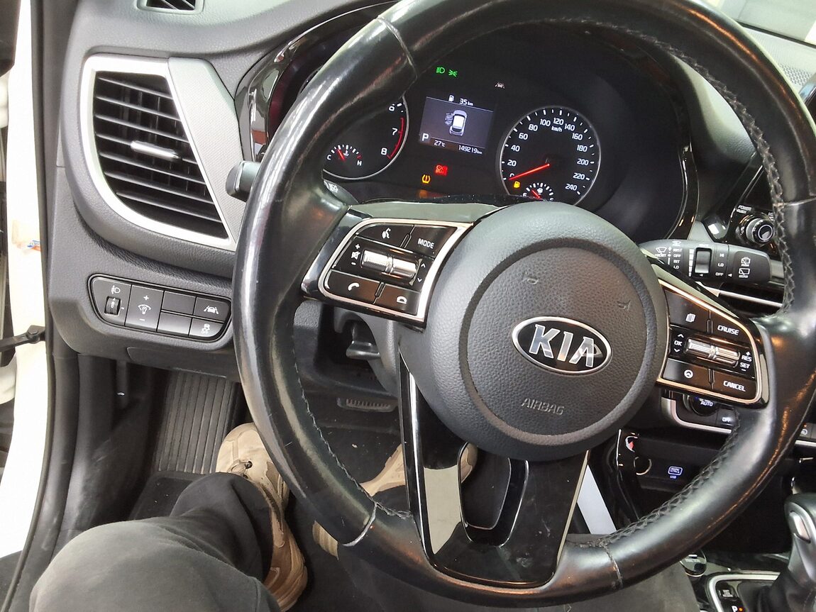 KIA SELTOS 1.6 GASOLINE 2WD TRENDY 2022 - zdjęcie 23